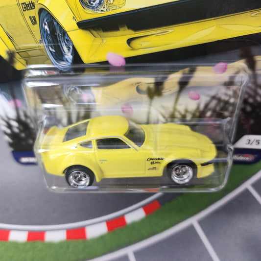 Nissan Fairlady Z * Yellow * Hot Wheels Car Culture Japan Historics