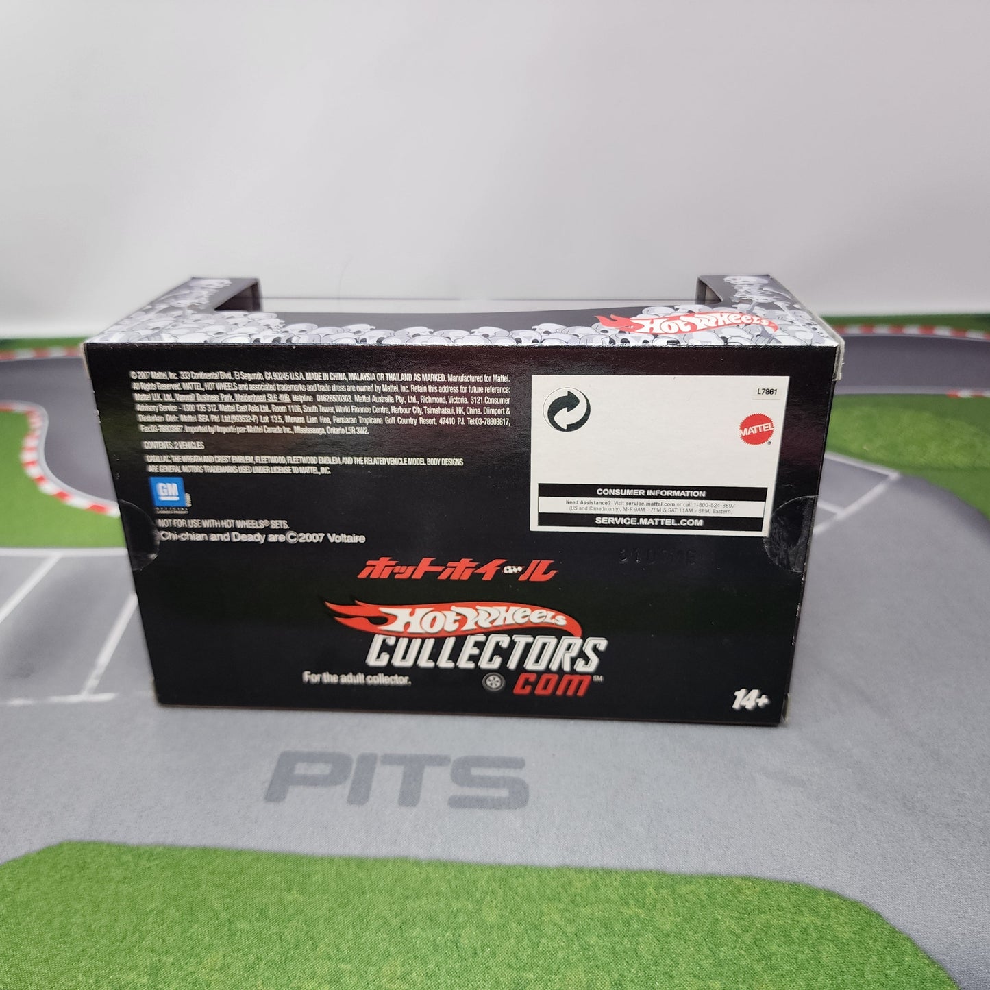 Hot Wheels Japan Convention Cadillac World of Voltaire #62/1500 Rare Low #!!