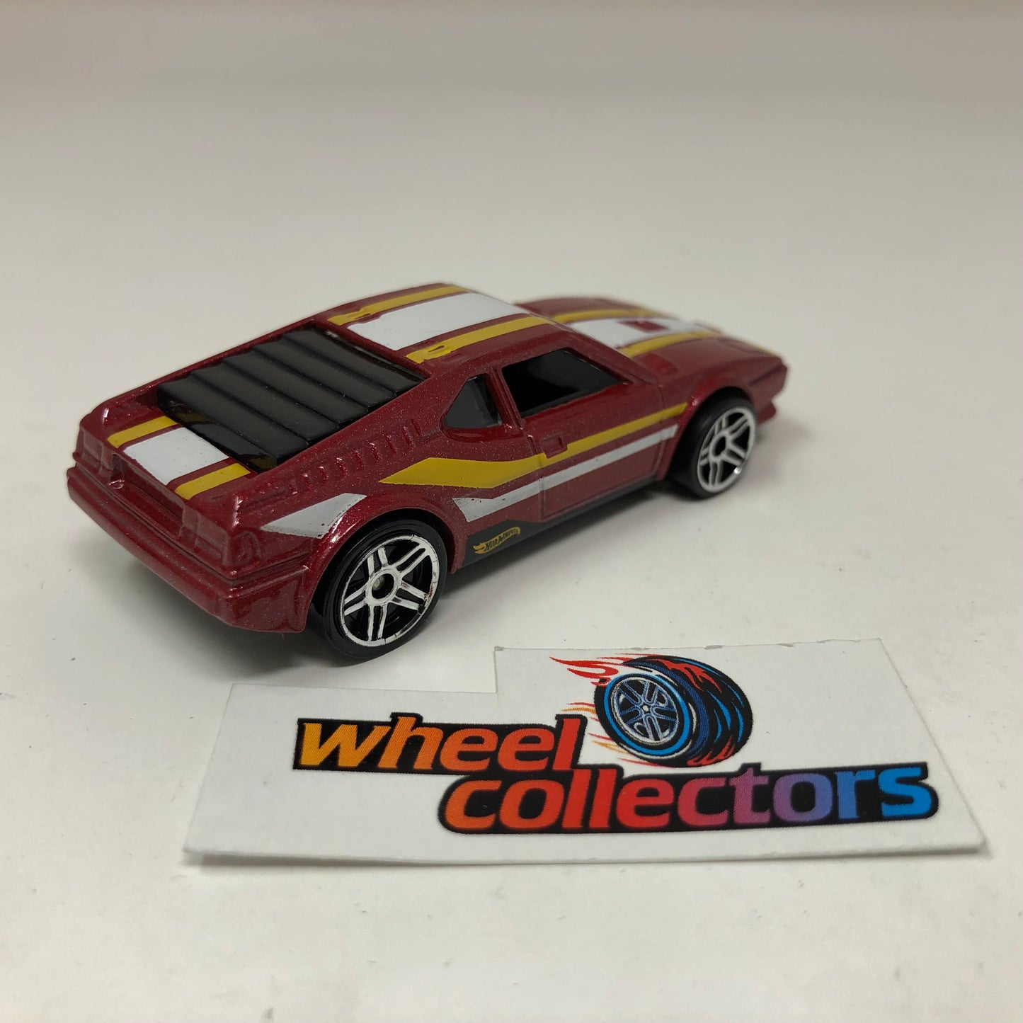 BMW M1 * Burgandy * Hot Wheels Loose 1:64 Scale