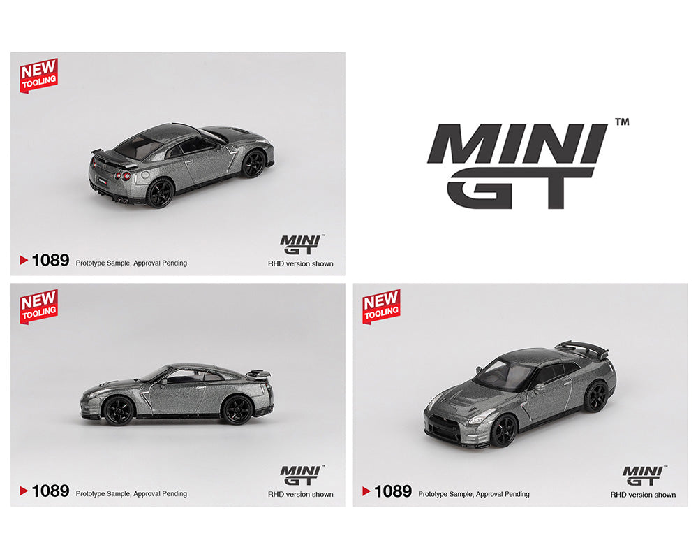 MINIGT 1:64 2013 Nissan GT-R NISMO R35 CRS Version in Dark Metal Gray