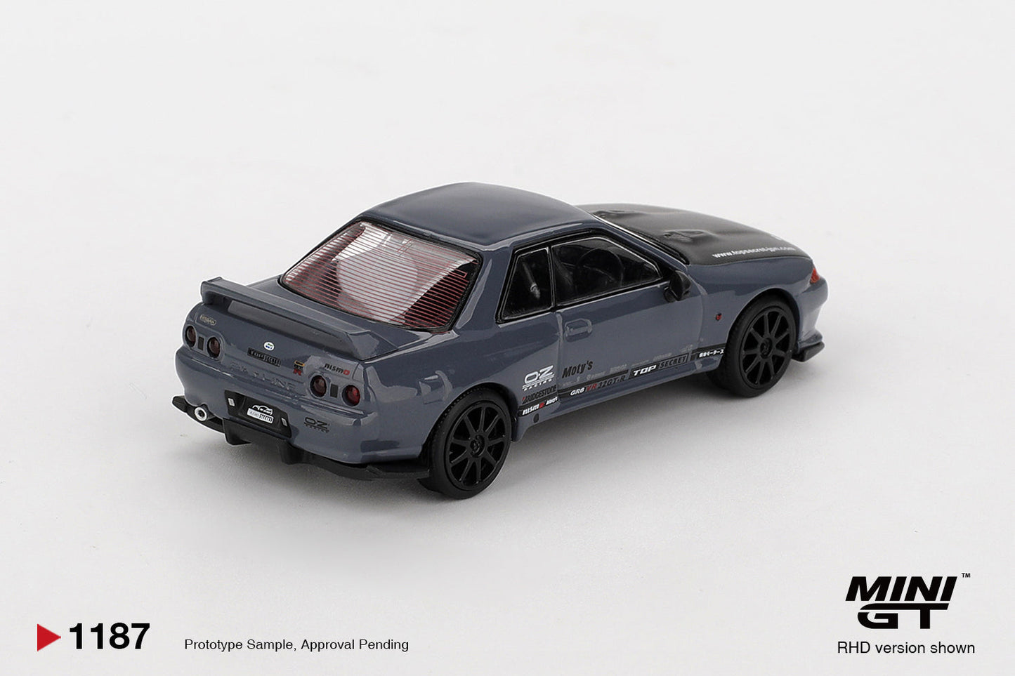 MINIGT 1:64 Nissan Skyline GT-R Top Secret VR32 in Stealth Grey