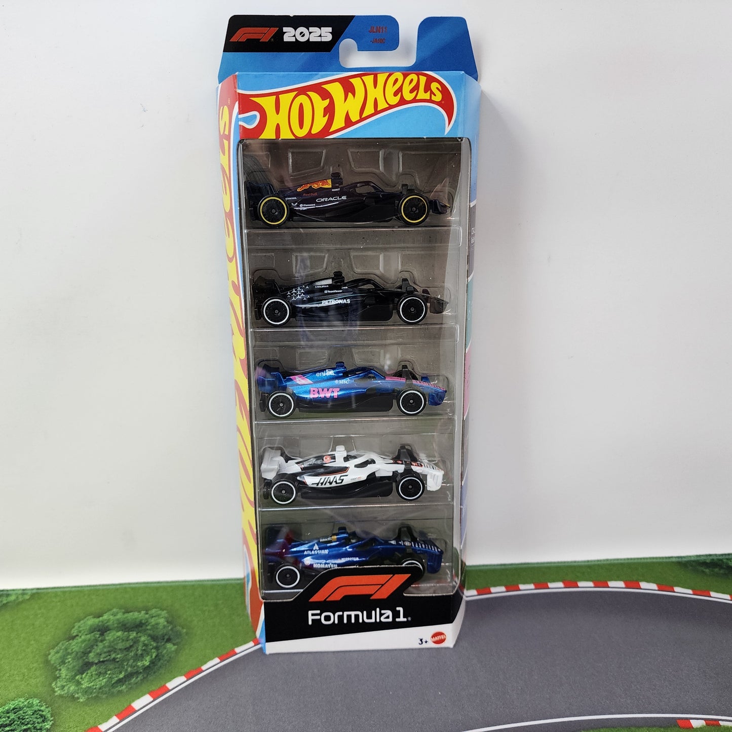 NEW!! 2025 F1 Cars Formula 1 * 5 Pack * 2026 Hot Wheels Formula 1 Racing