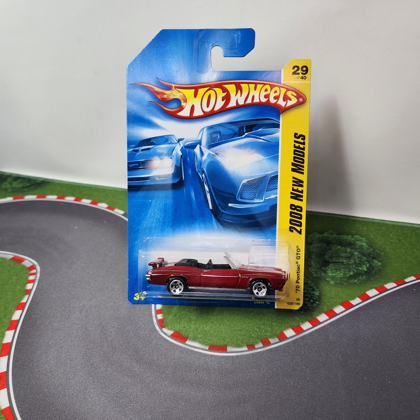 70 Pontiac GTO #29 * Burgundy * Hot Wheels 2008