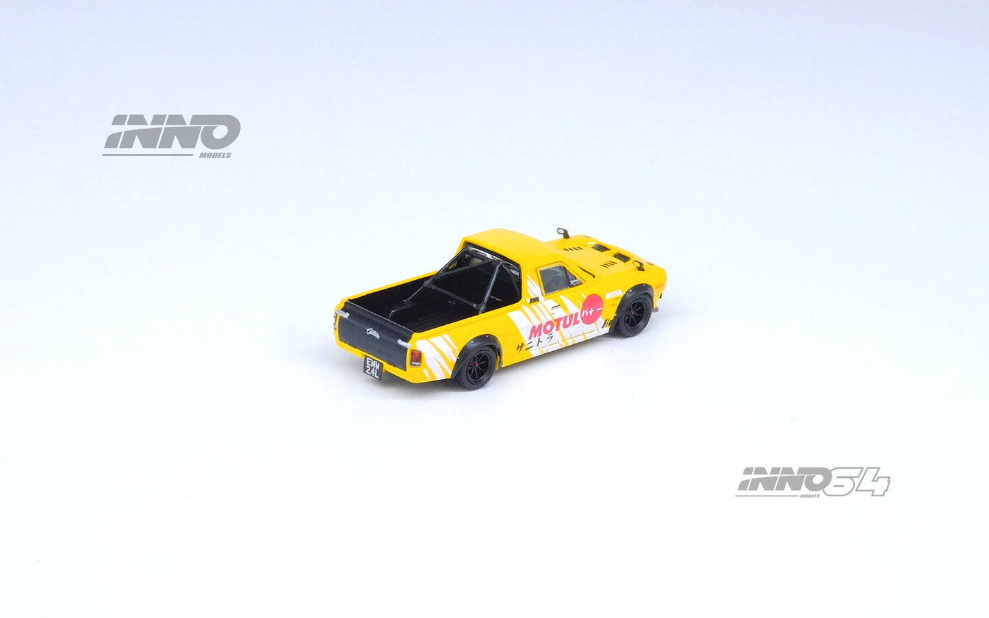 INNO64 1/64 Nissan Hakotora Pick Up Truck "MOTUL" Livery