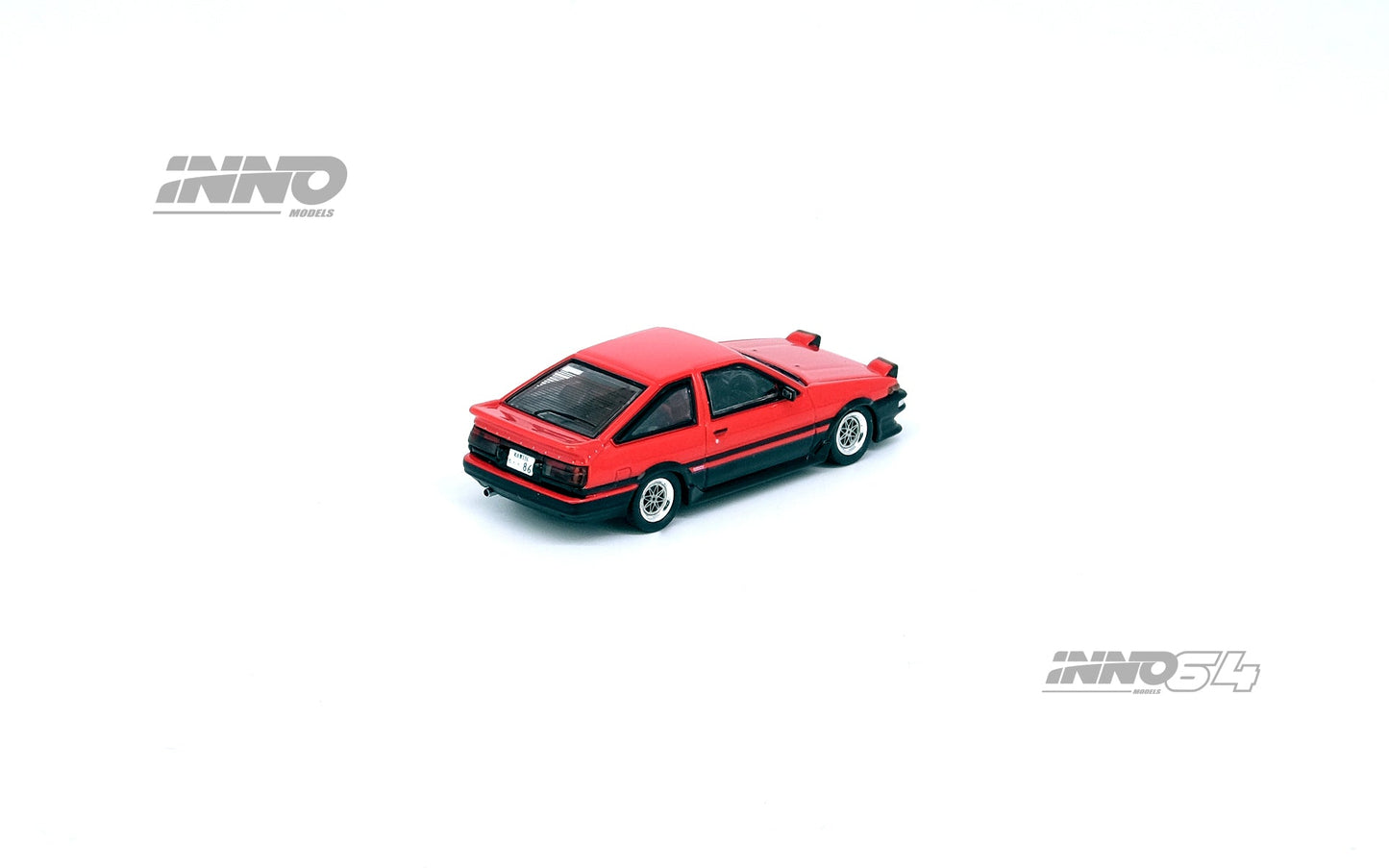 INNO64 1:64 Toyota Sprinter Trueno AE86 in Red