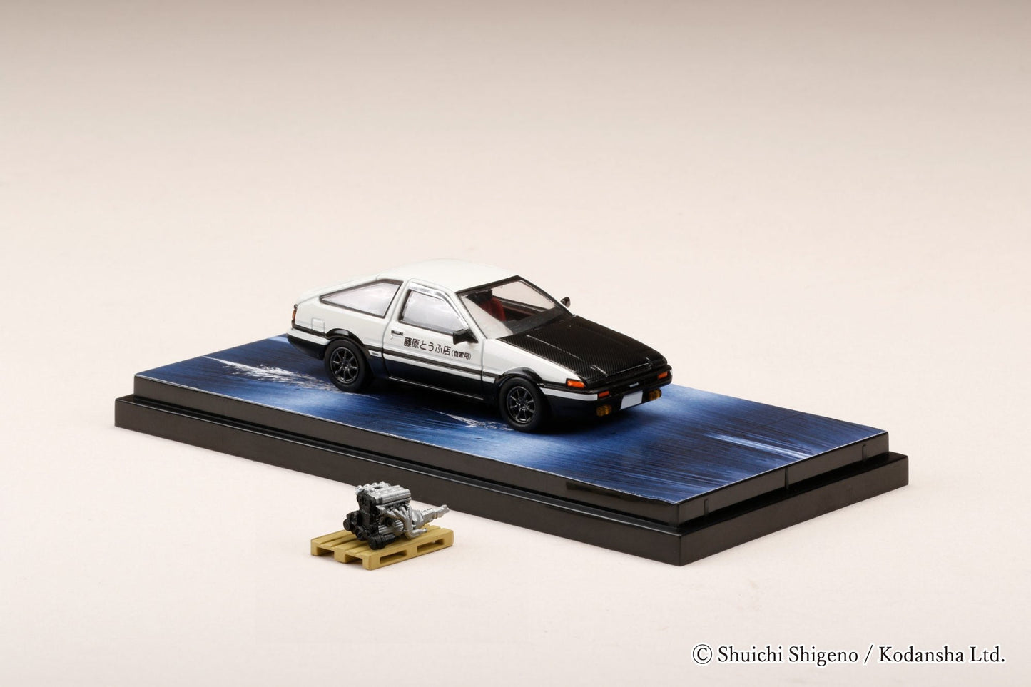 Hobby Japan 1:64 Toyota Sprinter Trueno GT APEX (AE86) 闋枃瀛桪 PROJECT D / WITH 4A-GE 5 VALVE DISPLAY MODEL