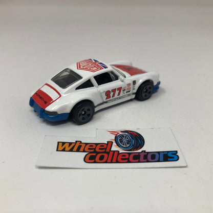 71 Porsche 911 * White * Hot Wheels Loose