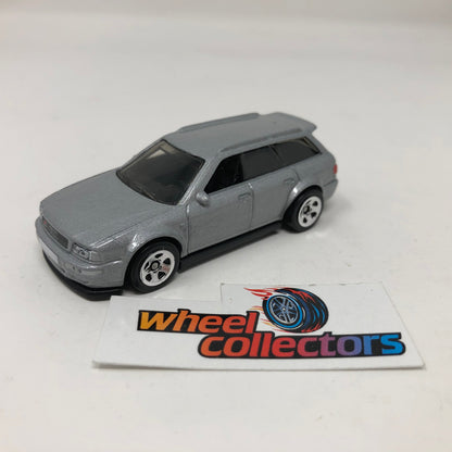 94 Audi Avant RS2 * Silver * Hot Wheels 1:64 scale Diecast Loose