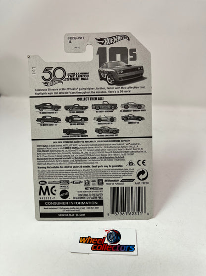 15 Dodge Challenger SRT * Orange * Hot Wheels Target Throwback Decades