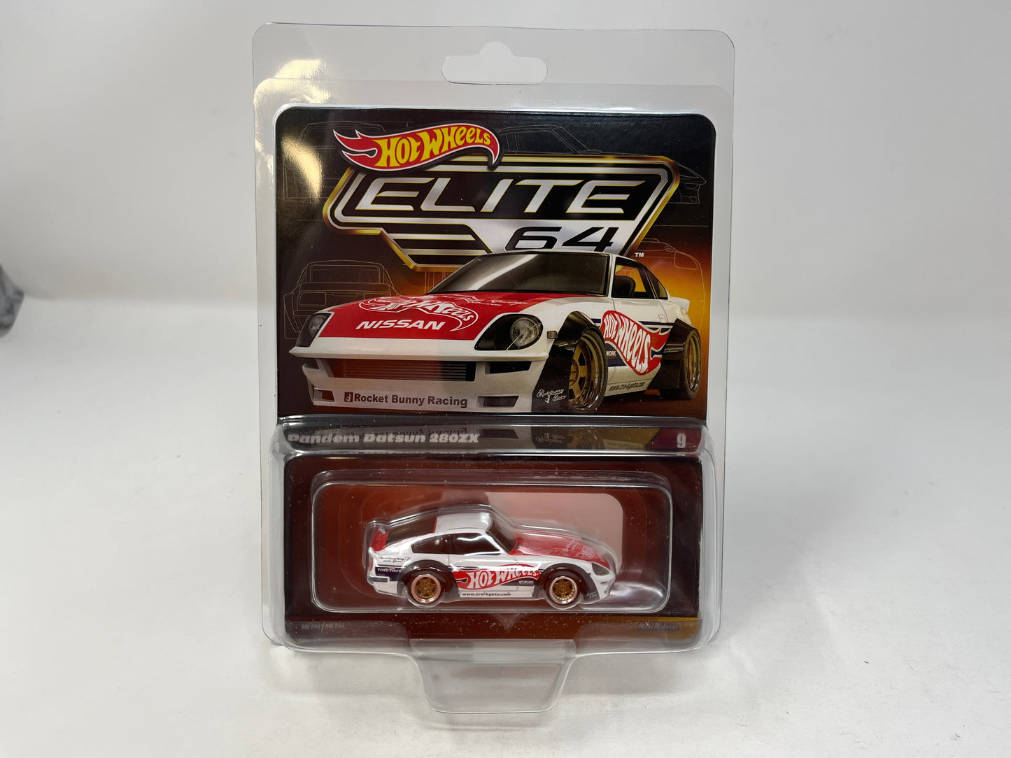 Pandem Datsun 280ZX Rocket Bunny Racing * Hot Wheels Elite 64