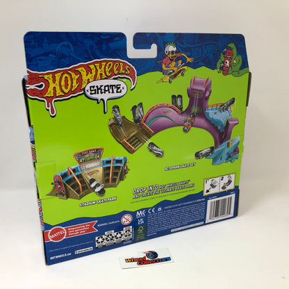 2023 Hot Wheels Skate * TRICKED OUT PACK w/ 4 Skate Boards by Tony Hawk & Shoes