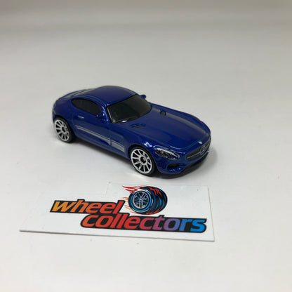 15 Mercedes-AMG GT * Blue * Hot Wheels Exotics European Series Loose 1:64 Scale