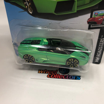 Lamborghini Reventon Roadster #18 * Green * 2019 Hot Wheels