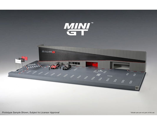 MINI GT 1:64 Diorama Nissan Motorsports Nismo Operation