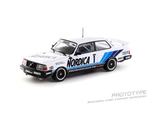 Tarmac Works 1:64 Volvo 240 Turbo, ETCC Zolder 1986 Winner, Johnny Cecotto / Thomas Lindstr枚m