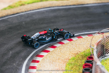 Tarmac Works 1:64 Mercedes-AMG F1 W12 E Performance S茫o Paulo Grand Prix 2021 Winner Lewis Hamilton