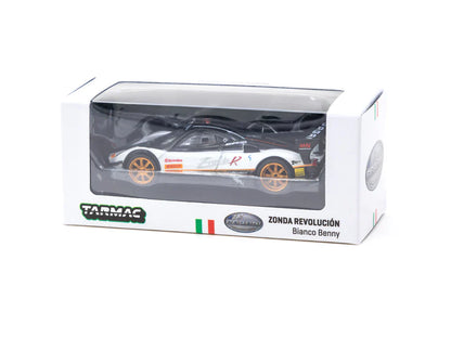 Tarmac Works 1:64 Pagani Zonda Revoluci贸n in Bianco Benny